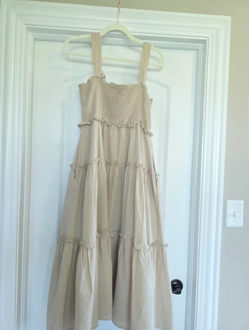 ✨Jacquie the Label Tan Tiered Sundress – Women’s Medium